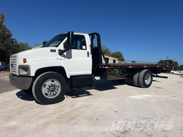 GMC C7500 Recovery vehicles