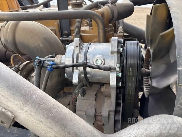 GMC T7500 Other