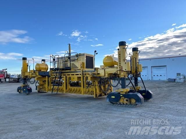 Gomaco GP2400 Concrete pavers
