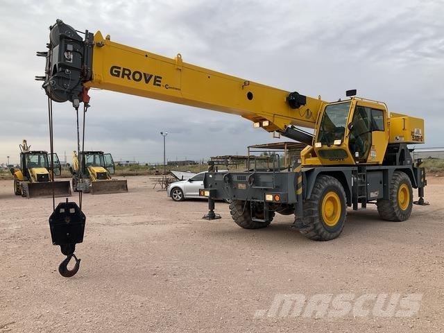Grove RT530E-2 Rough terrain cranes