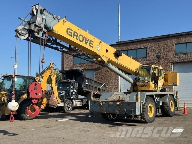 Grove RT600E Rough terrain cranes