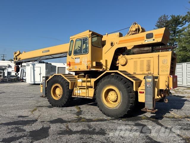 Grove RT620S Rough terrain cranes