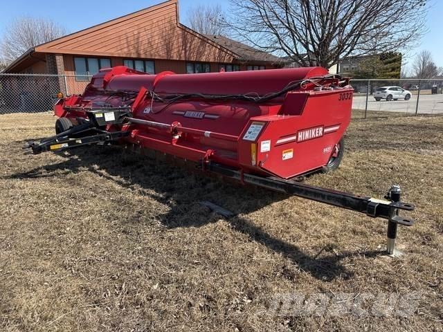 Hiniker 5620 Windrowers