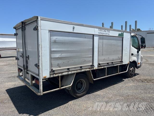 Hino 300 816 Box trucks