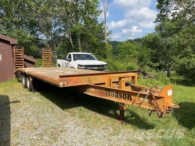Hudson HTD48C Car carrier