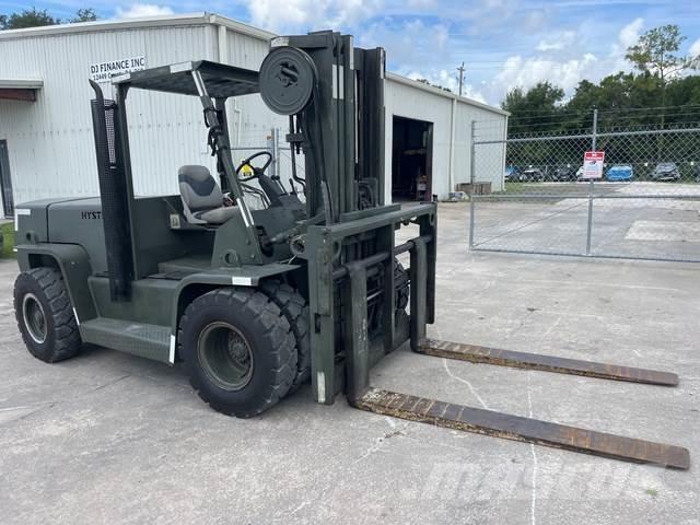 Hyster S155XL Rough terrain truck