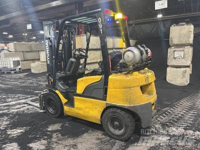 Hyundai 25L-7A Other