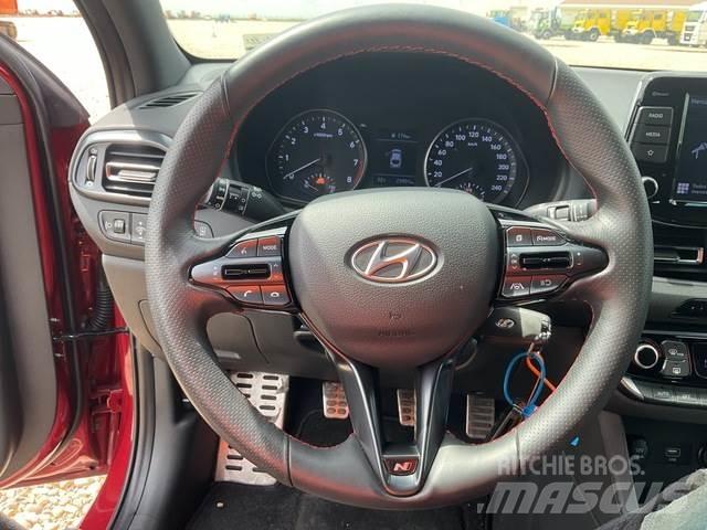 Hyundai i30 Cars