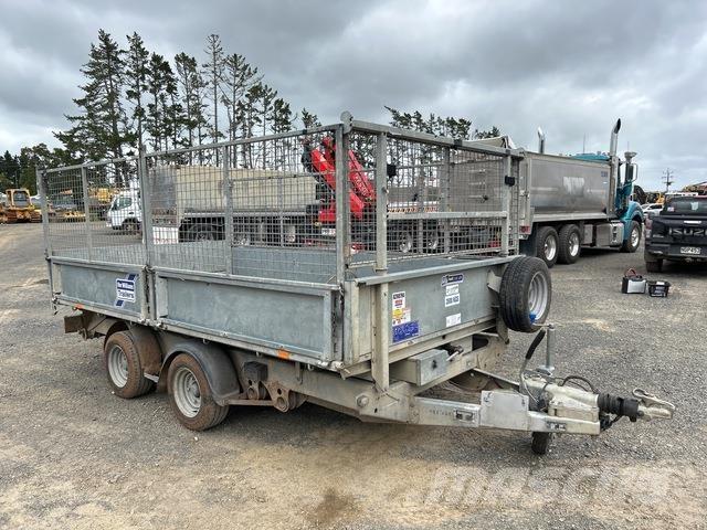 Ifor Williams  Car carrier