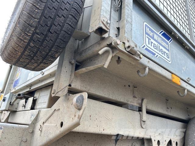 Ifor Williams  Car carrier