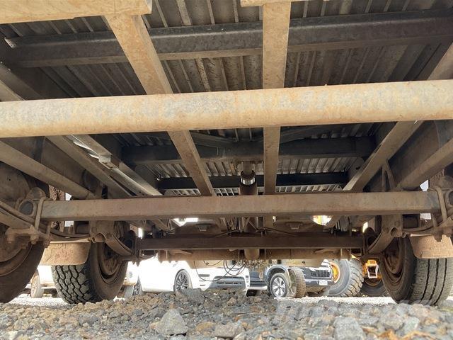 Ifor Williams  Car carrier