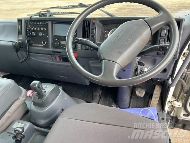 Isuzu FRR600 Truck mounted platforms