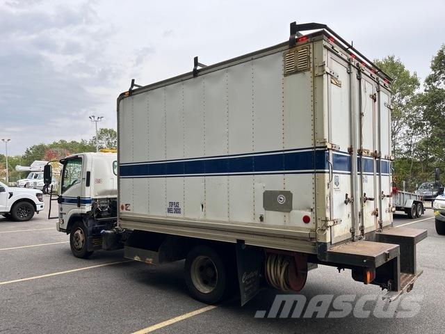 Isuzu NQR Box trucks