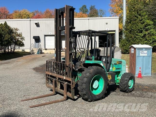 JCB 930 Rough terrain truck