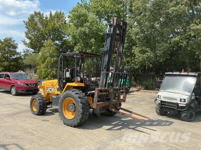 JCB 930 Rough terrain truck