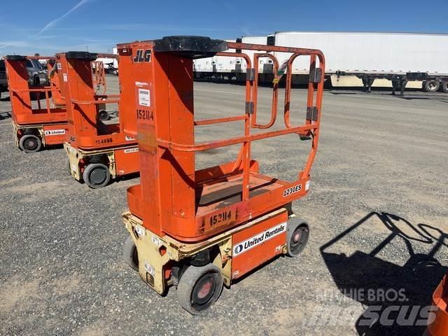 JLG 1230ES Used Personnel lifts and access elevators