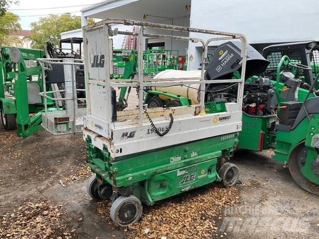 JLG 1930ES Scissor lifts
