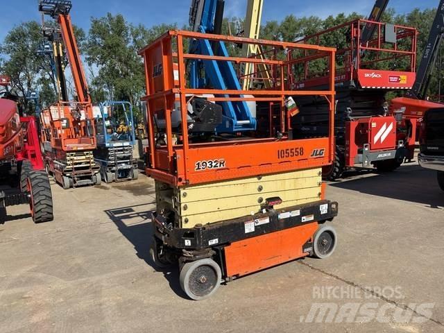 JLG 1932R Scissor lifts