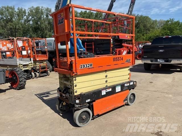JLG 1932R Scissor lifts