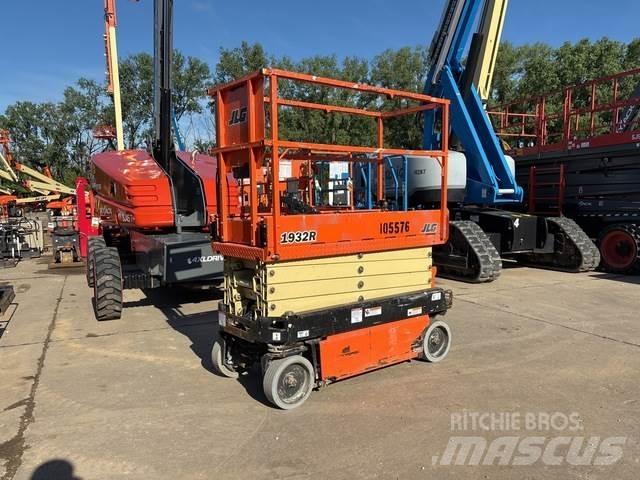 JLG 1932R Scissor lifts