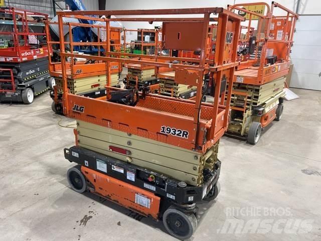 JLG 1932R Scissor lifts
