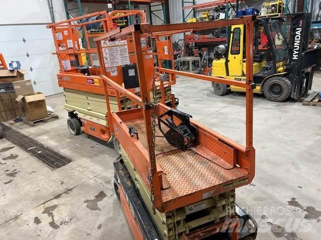 JLG 1932R Scissor lifts