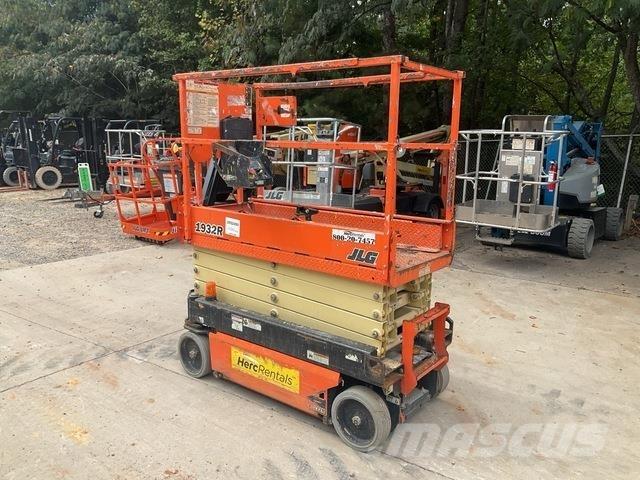 JLG 1932R Scissor lifts