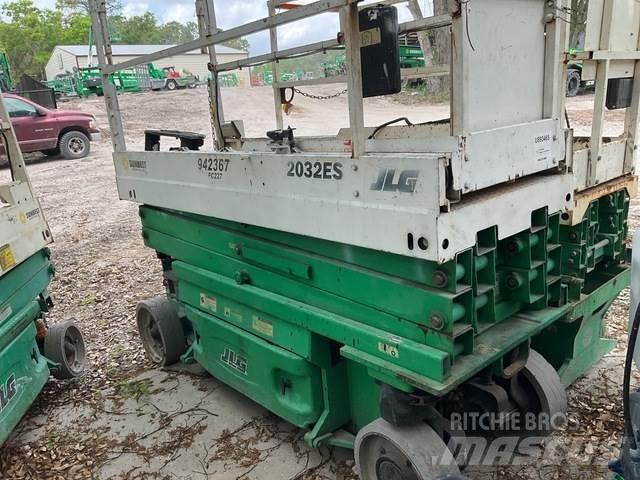 JLG 2032ES Scissor lifts