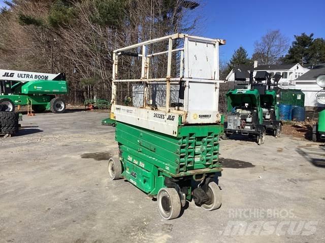 JLG 26322ES Scissor lifts