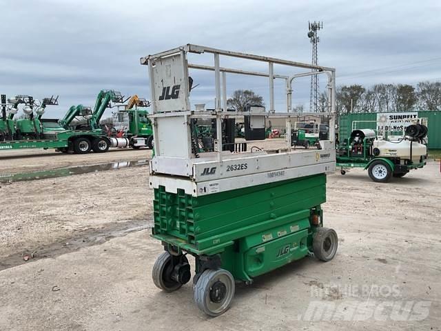 JLG 2632ES Scissor lifts