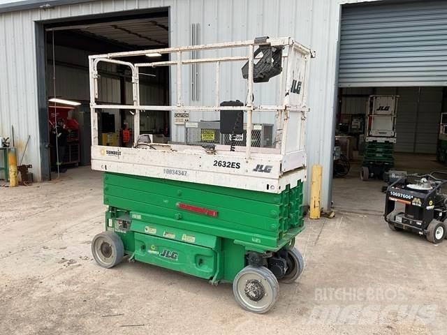 JLG 2632ES Scissor lifts