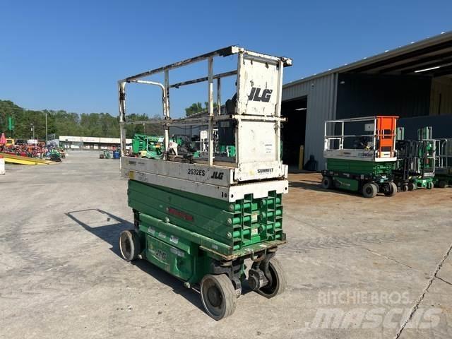 JLG 2632ES Scissor lifts
