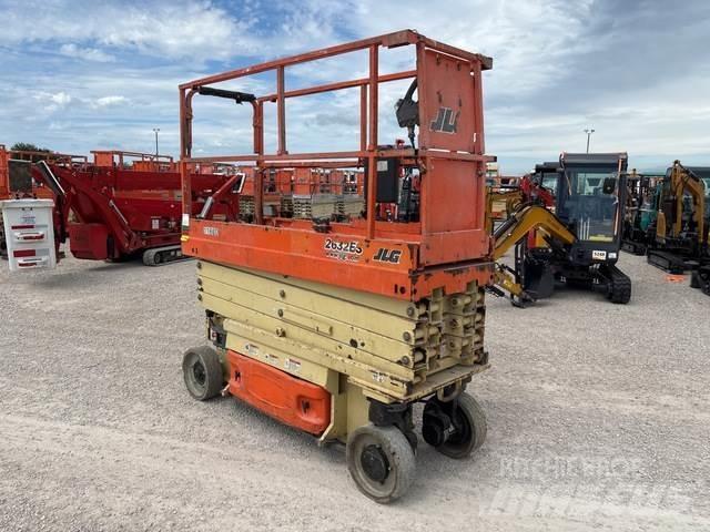 JLG 2632ES Scissor lifts