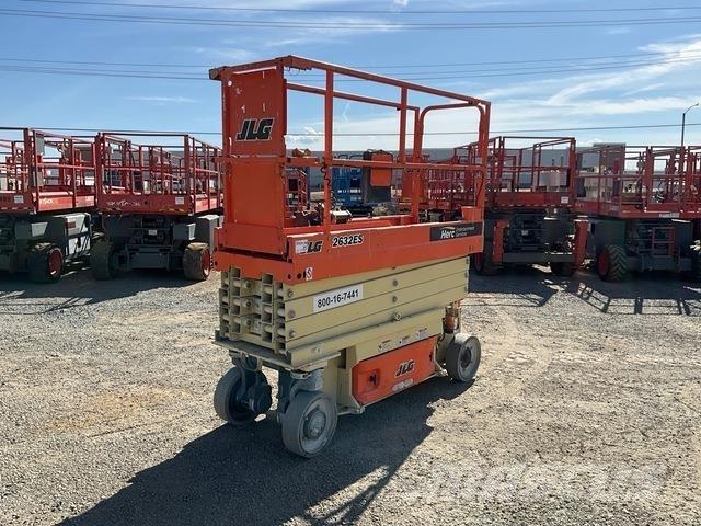 JLG 2632ES Scissor lifts