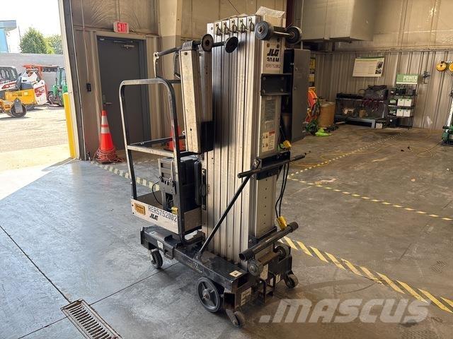 JLG 30AMDC Used Personnel lifts and access elevators
