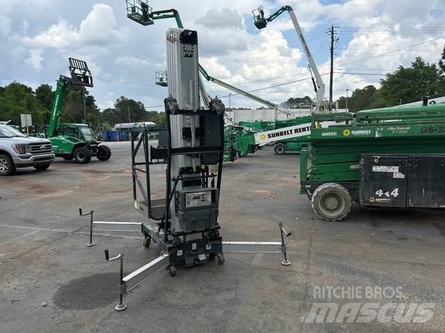JLG 36AM Used Personnel lifts and access elevators