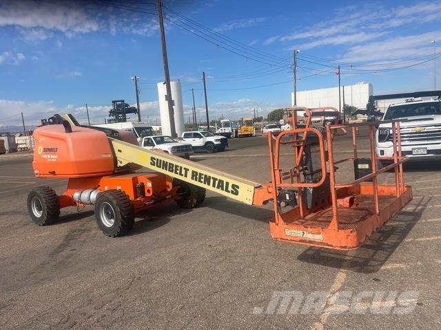 JLG 400S Telescopic boom lifts
