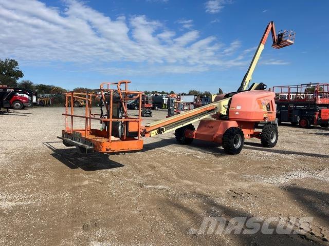 JLG 400S Telescopic boom lifts