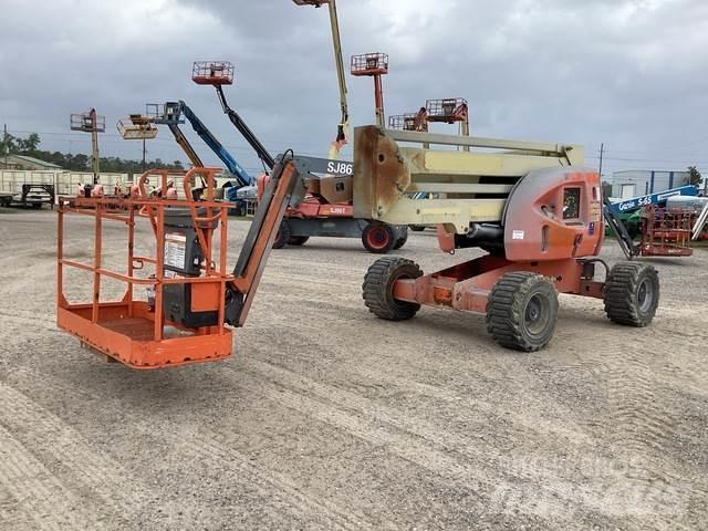 JLG 450AJ Articulated boom lifts