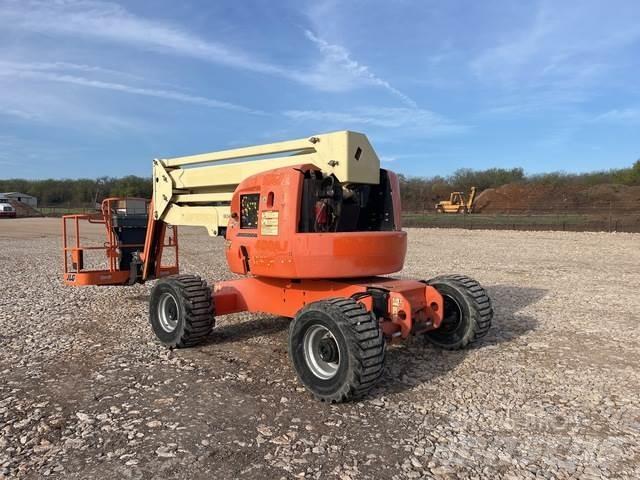 JLG 450AJ Articulated boom lifts