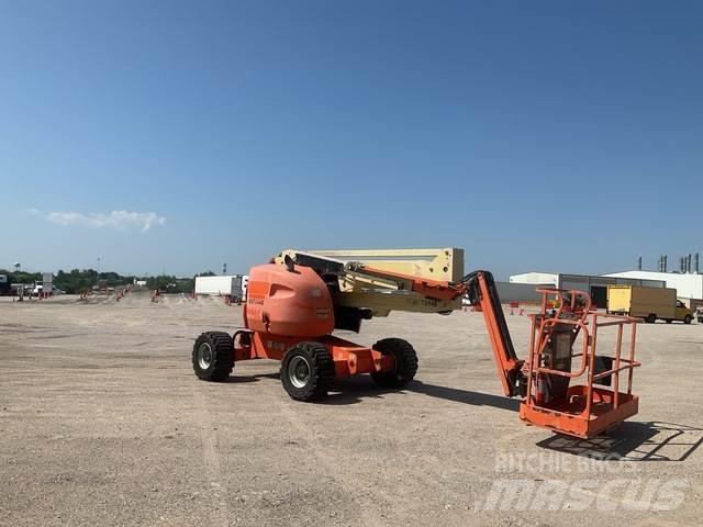 JLG 450AJ Articulated boom lifts