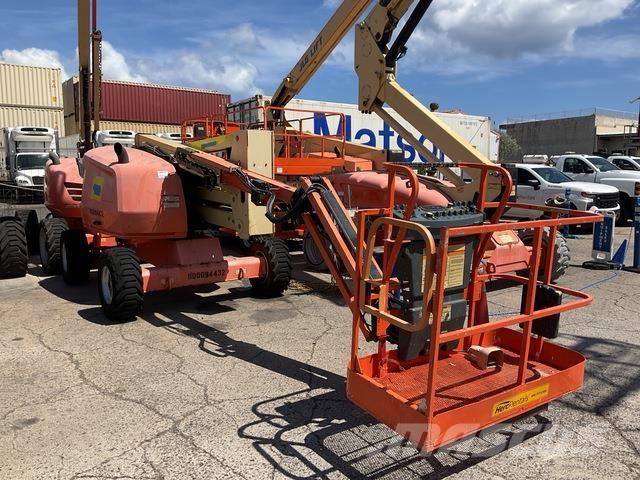 JLG 450AJ Articulated boom lifts