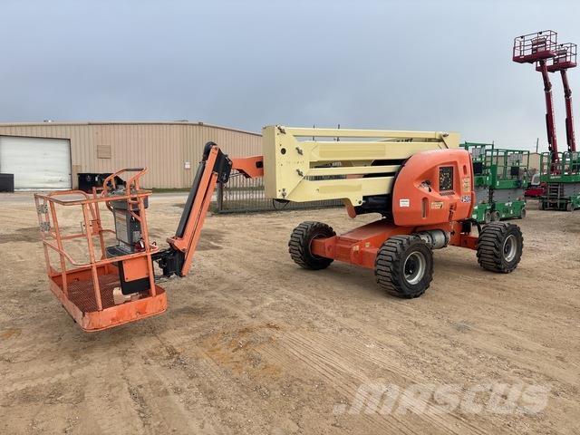 JLG 450AJ Articulated boom lifts