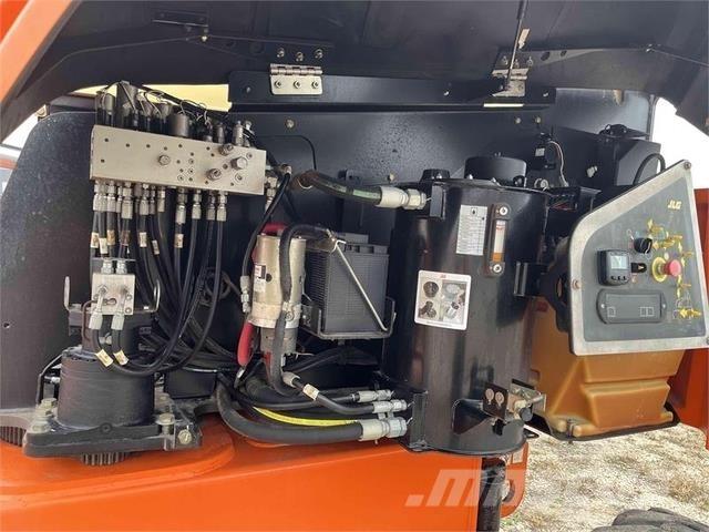 JLG 460SJ Telescopic boom lifts