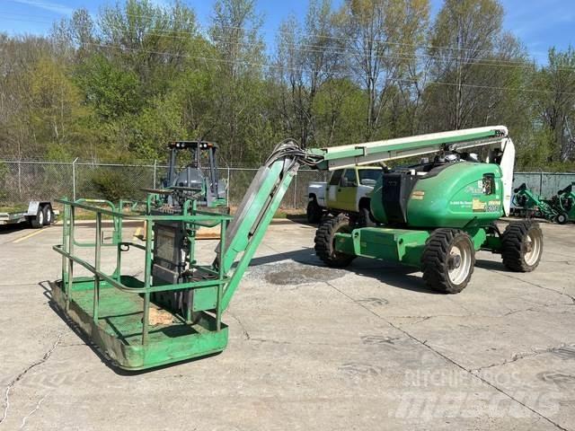 JLG 600AJ Articulated boom lifts