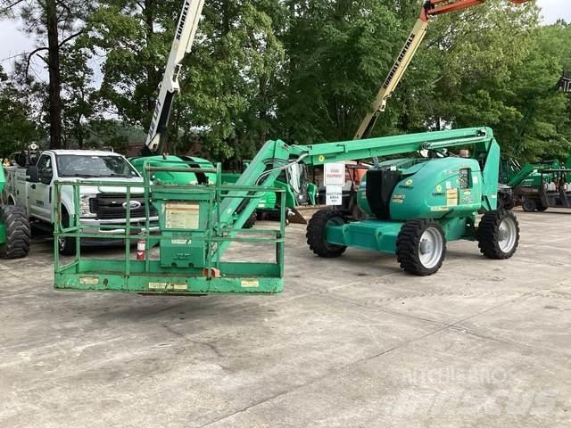 JLG 600AJ Articulated boom lifts