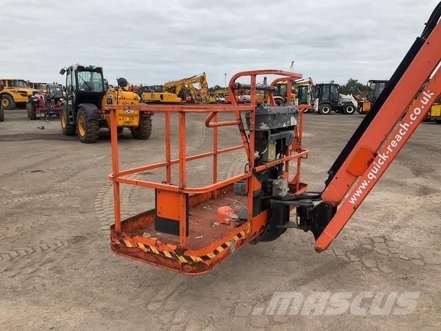 JLG 600AJ Articulated boom lifts