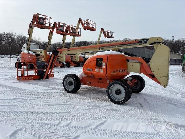 JLG 600AJ Articulated boom lifts