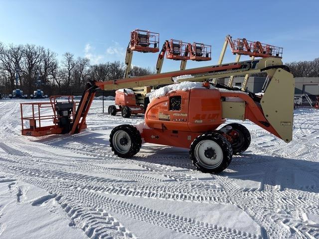 JLG 600AJ Articulated boom lifts