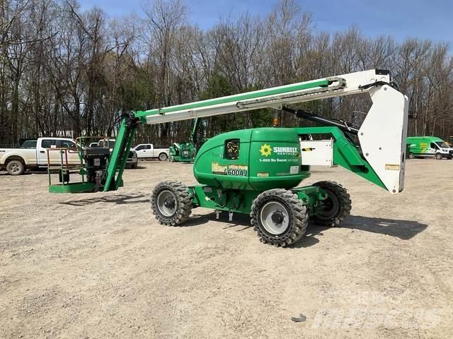 JLG 600AJN Articulated boom lifts
